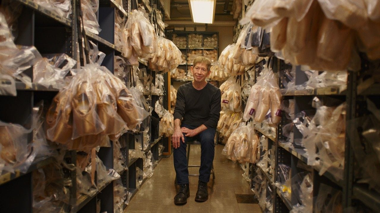 This Man Secretly Paints Thousands of Shoes for the Ballet