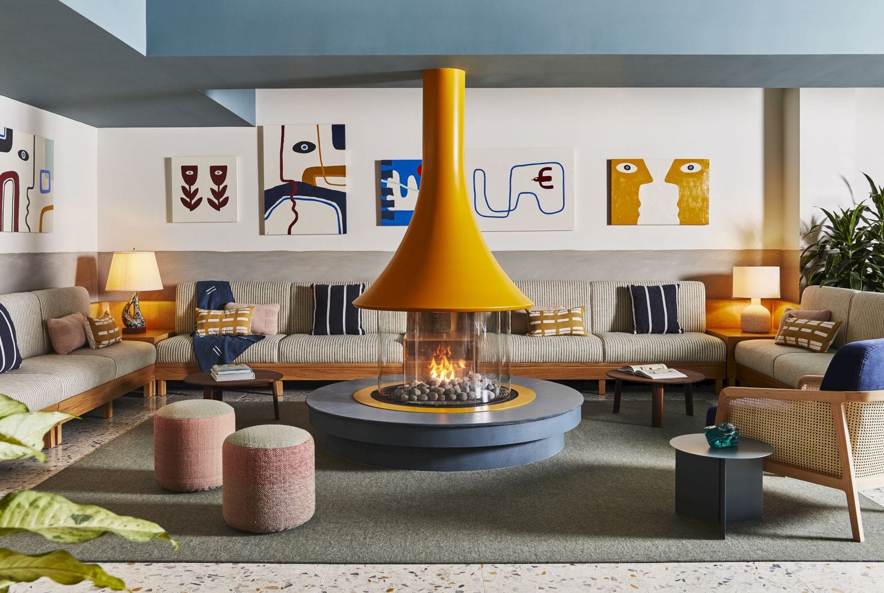 Wayfinder Hotel