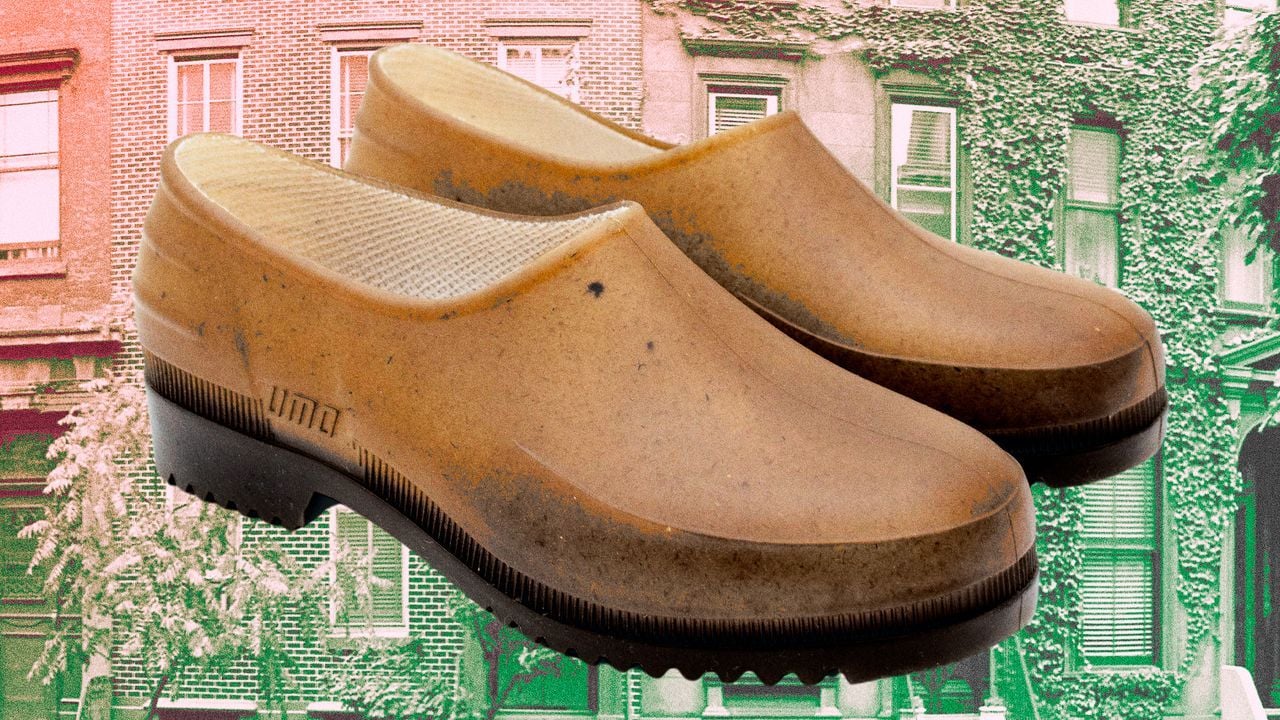 Plasticiana gardana clogs