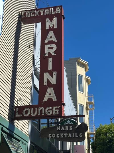 Sully's Marina Lounge