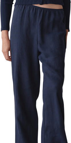 https://shopdonni.com/products/the-linen-simple-pant-navy?utm_source=google&utm_medium=ppc&utm_content=cid-21371655054-agid-163808662495&utm_term=kwd--ctv-702202971564&gad_source=1&gad_campaignid=21371655054&gbraid=0AAAAABdwvetg7g-FZfQVvPZZgrjWREkqm&gclid=CjwKCAjwwpDQBhAuEiwAa-4Wo8uaVdf2EhAfabmGTPRzPN2oeJXqK_Bhi0GBt4aYS4IJMfUrYNIu3hoCASEQAvD_BwE