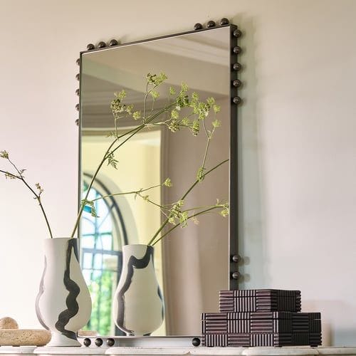 Arama Mirror