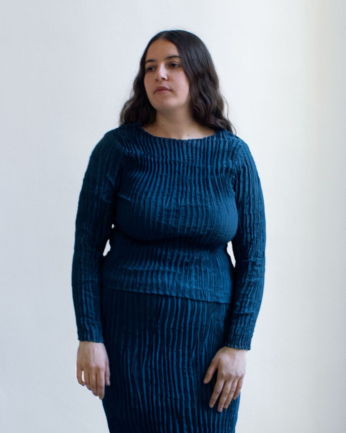 Azur Dark Indigo Plissé Silk Sleeve Top