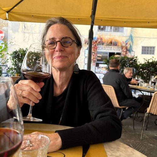 Suzy Farren