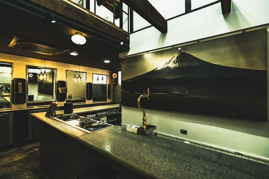 🍸 RECORD BAR YAMADA