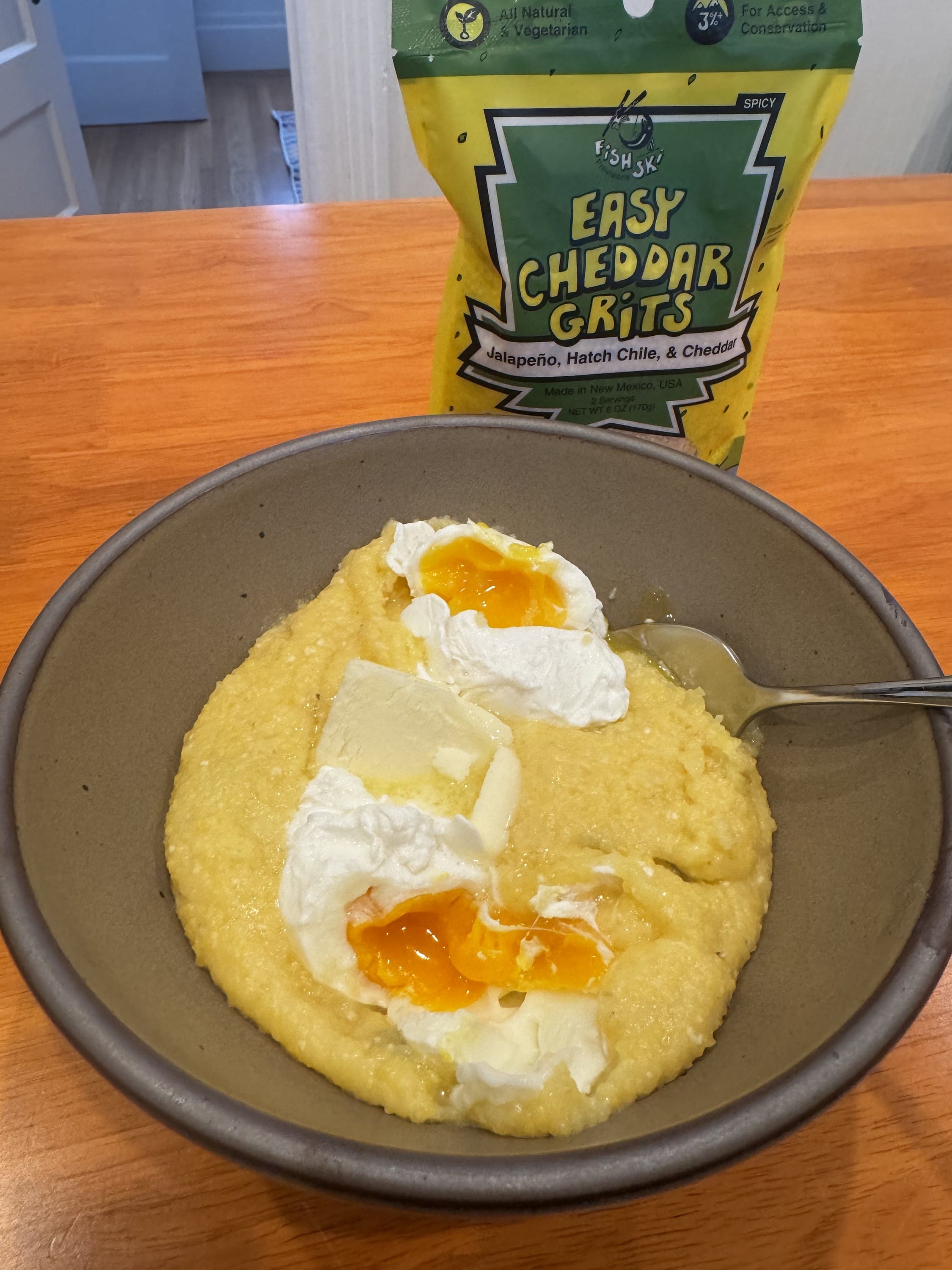 FishSki Easy Cheddar Grits