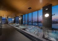 Taking the JFK - Tokyo flight that lands at 4am & spending your whole first day at the Haneda airport onsen