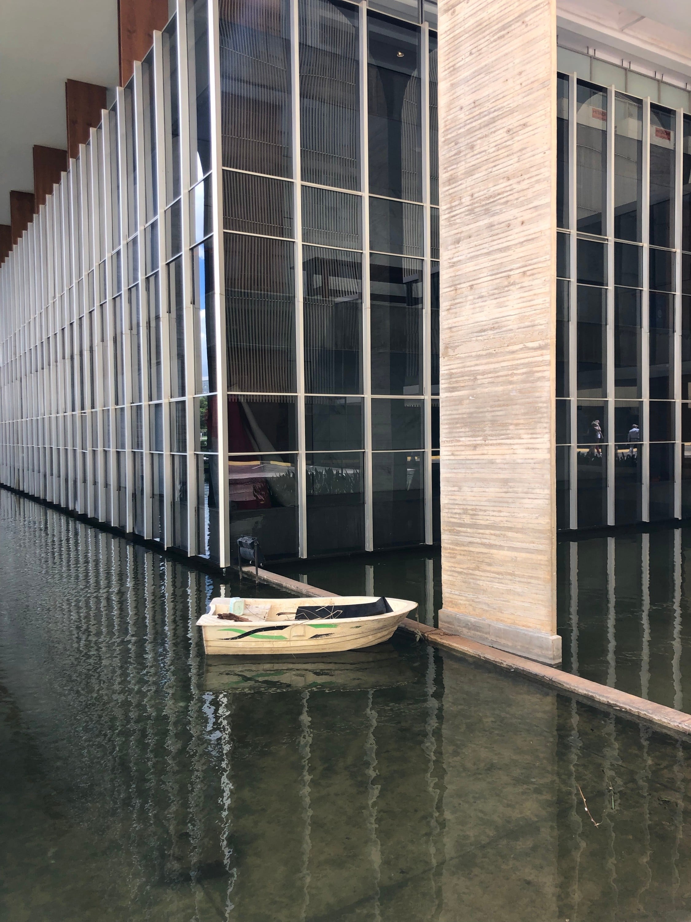 A rowboat in Brasilia