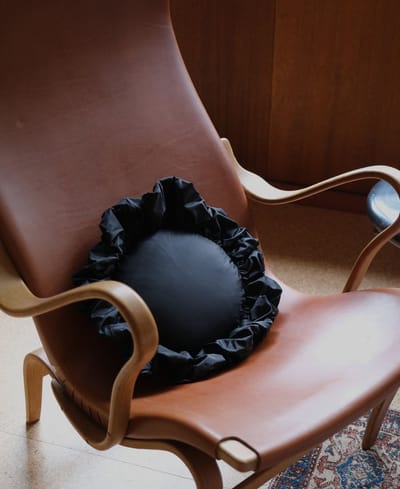 Round Ruffle Pillow