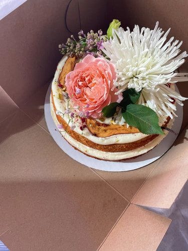 From Lucie cakes