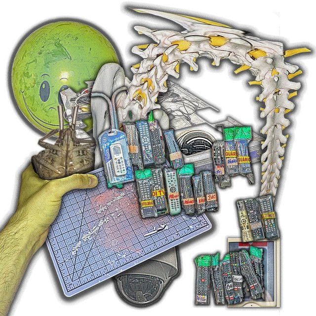 Theft World (Lip Critic)