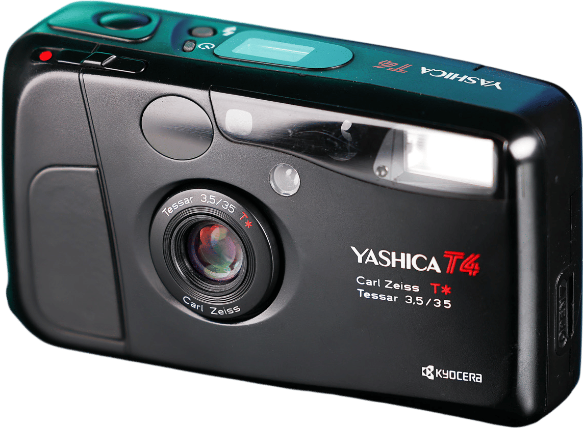Yashica T4