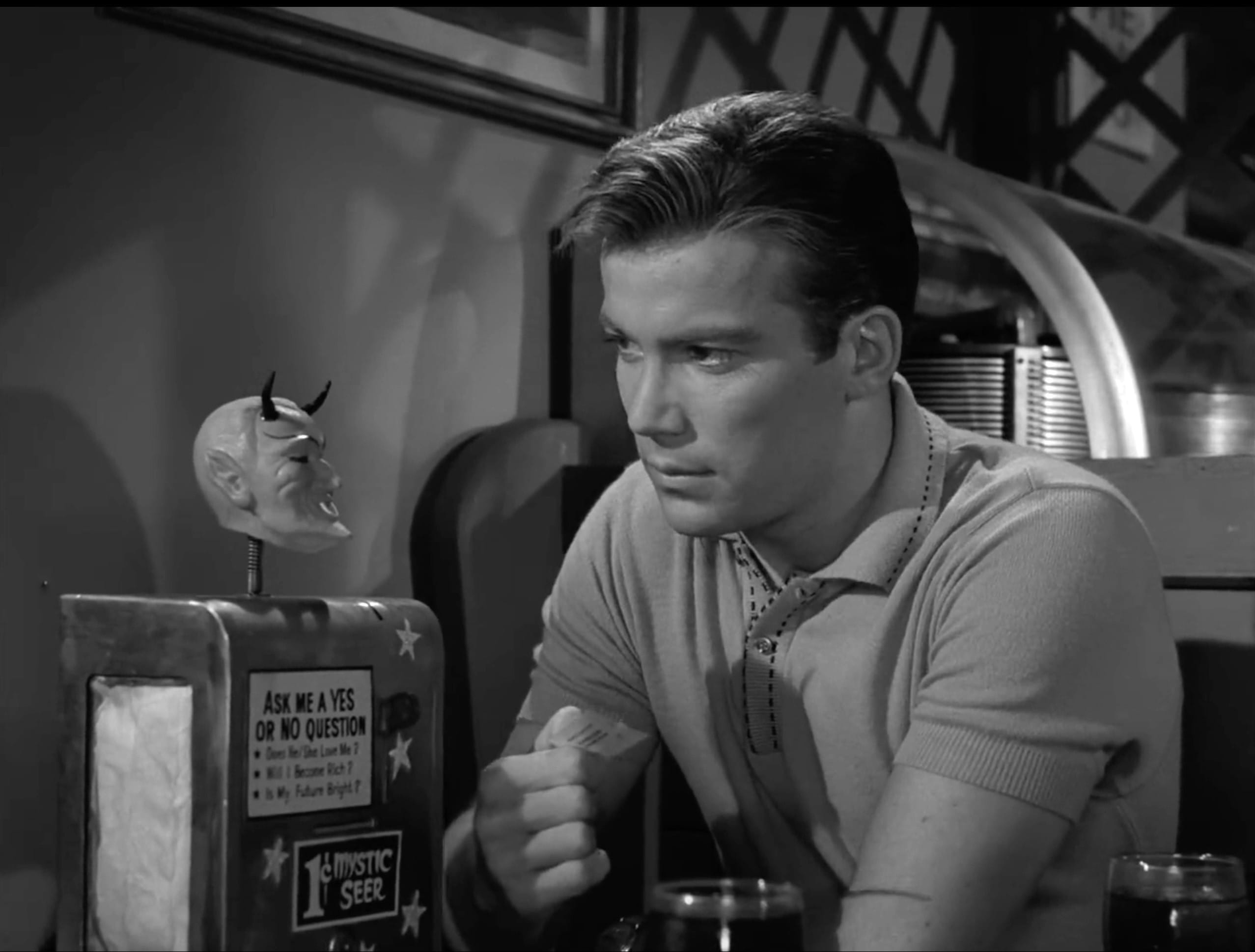 Fighting Fate: Nick of Time (The Twilight Zone, 1960)