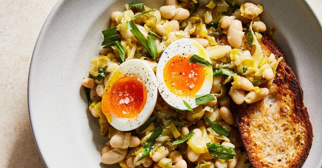 Miso Leeks With White Beans