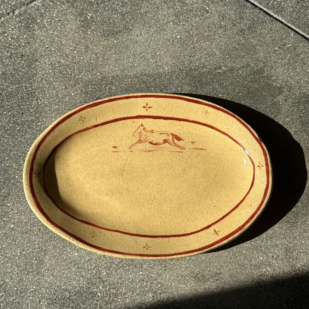 Danny D's Mud Shop Horse Oval Coupe