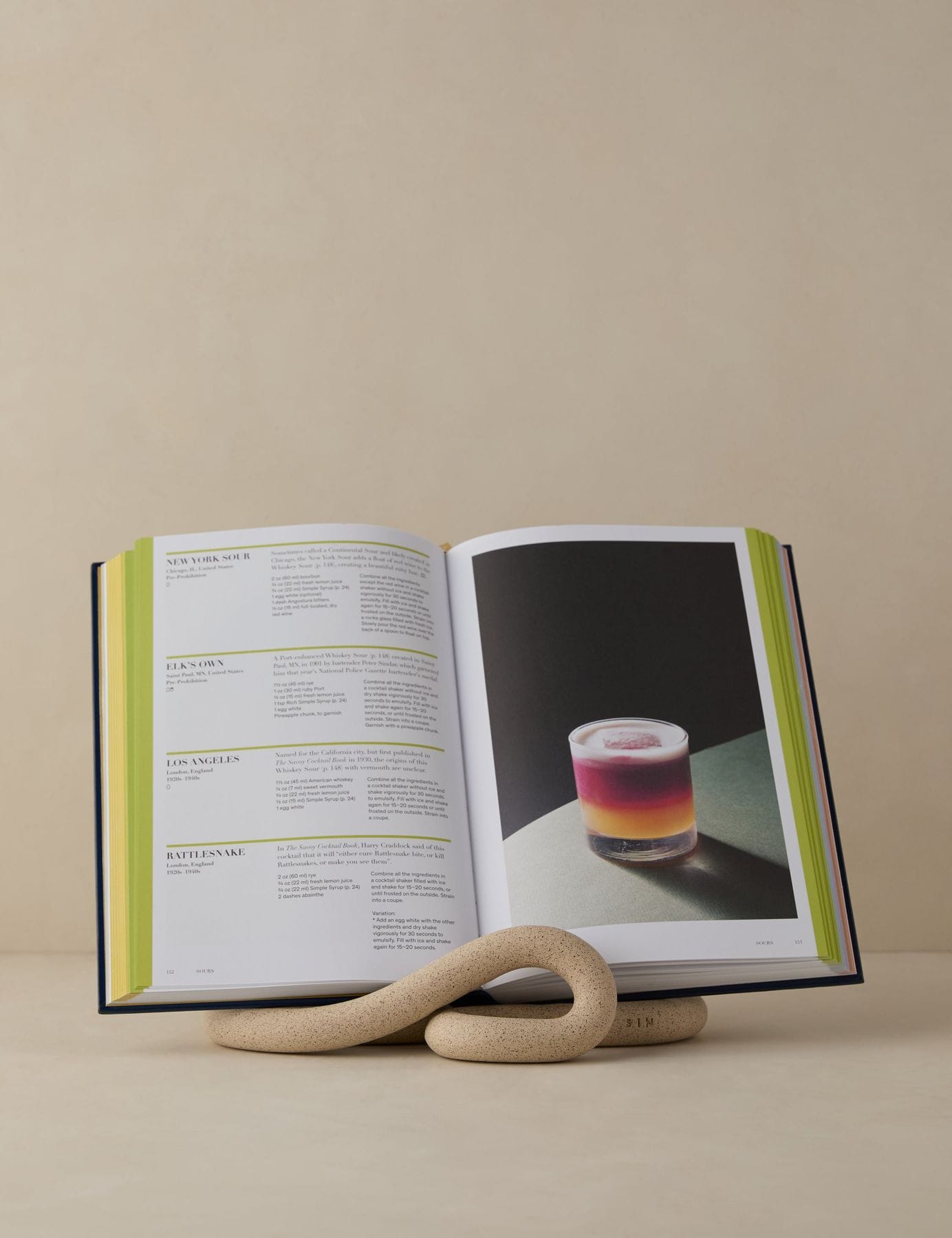 Lumbra Book Stand