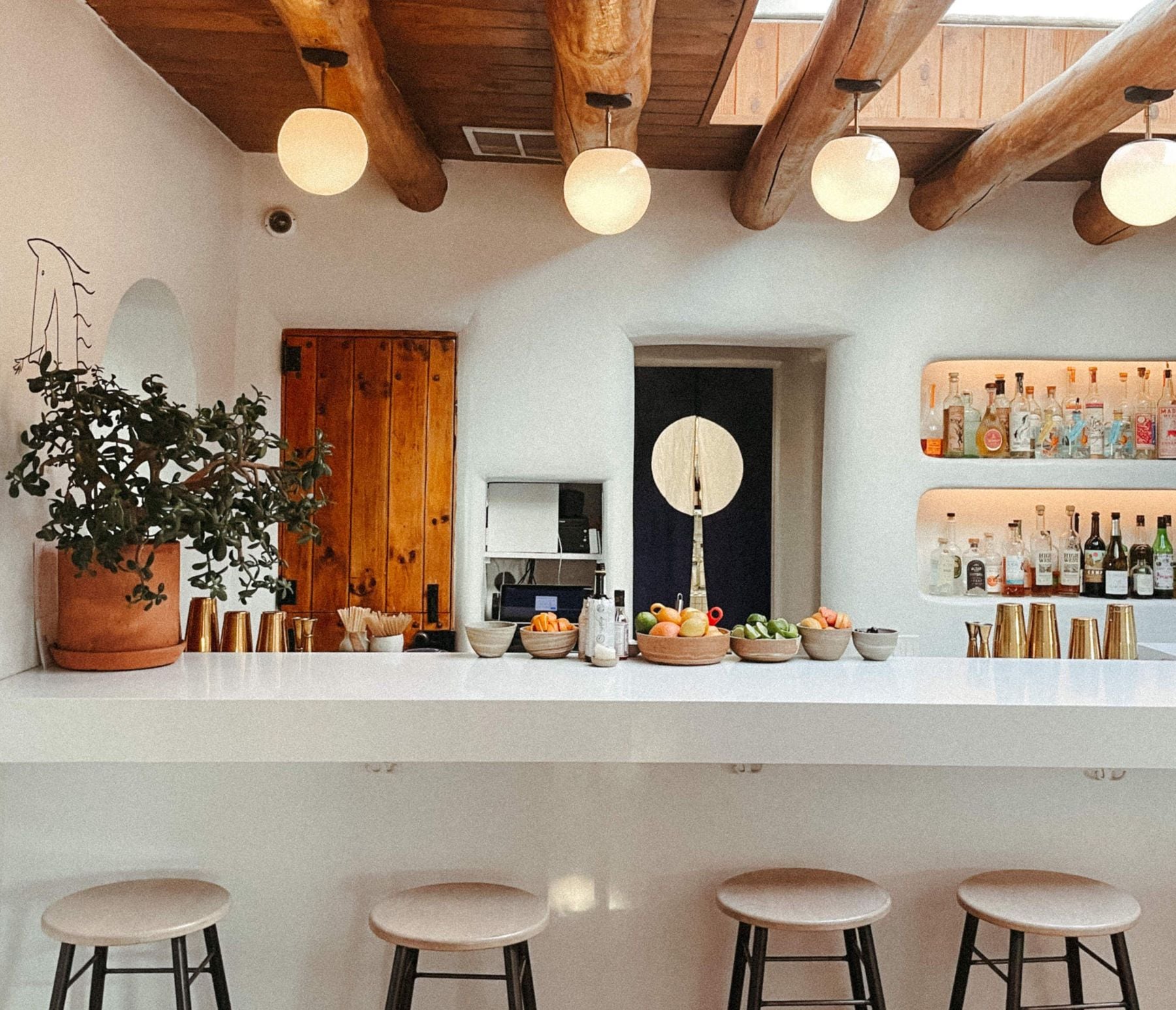 la reina bar