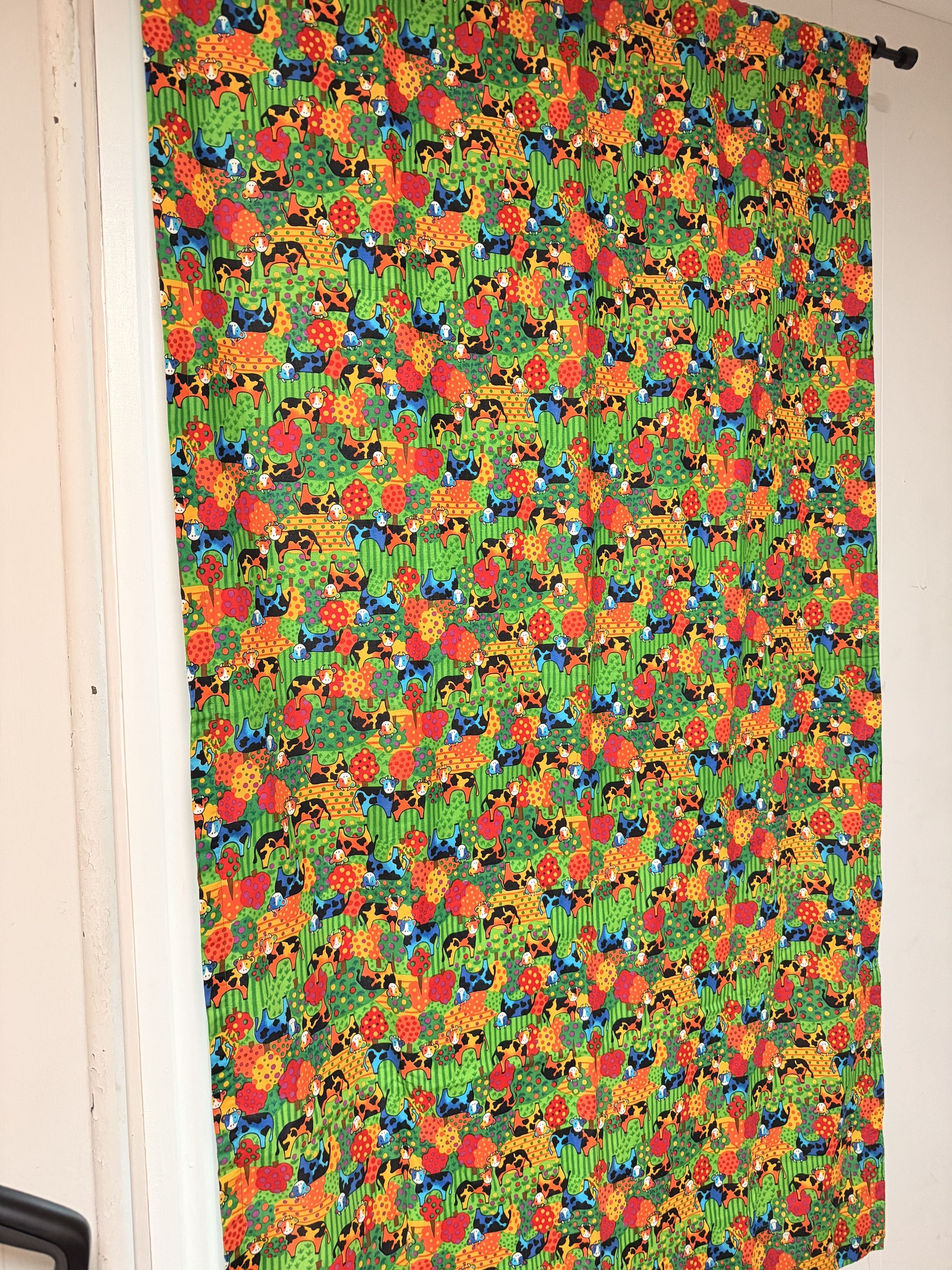 USE the deadstock fabric!