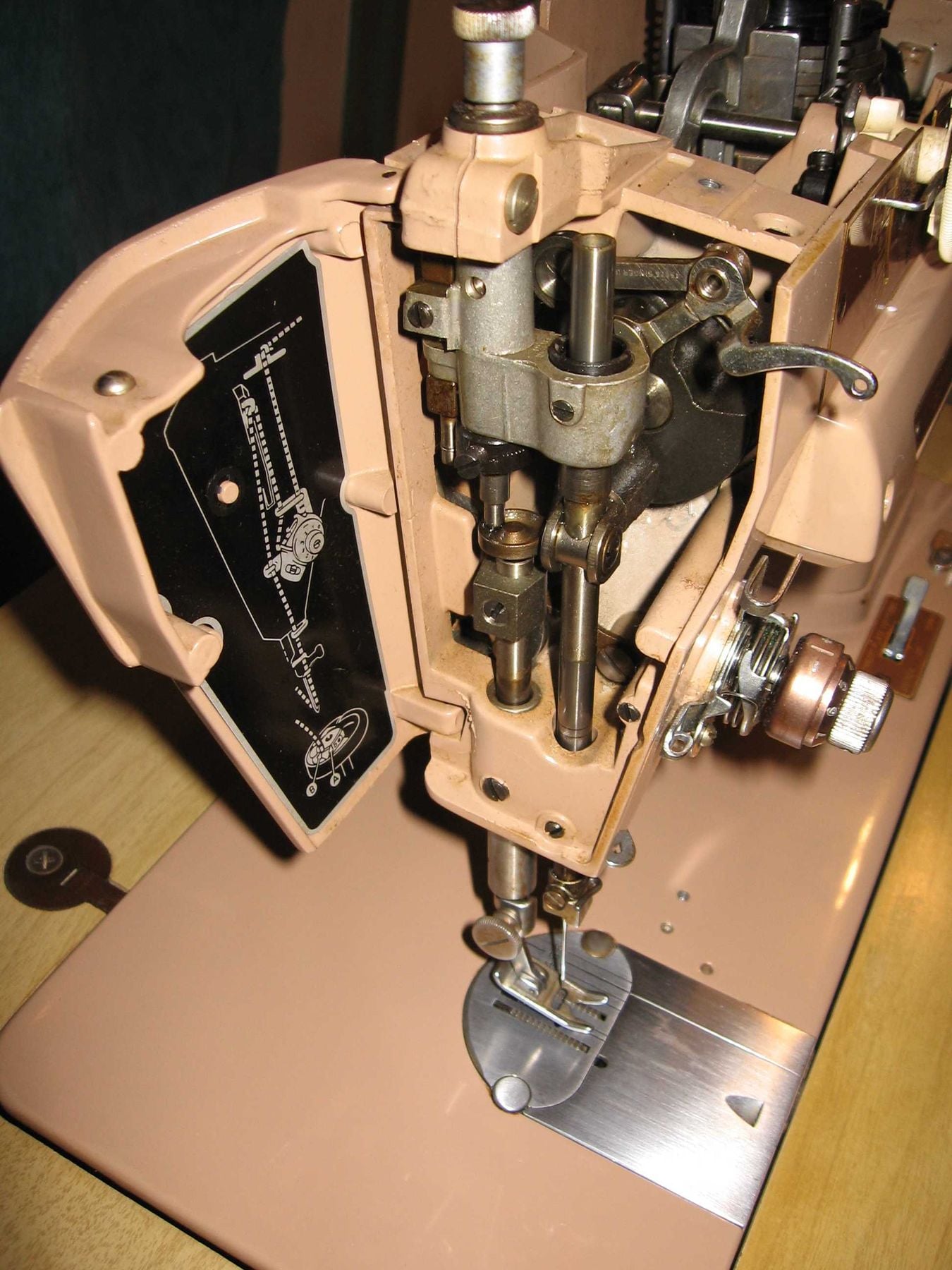Singer 401A Sewing Machine