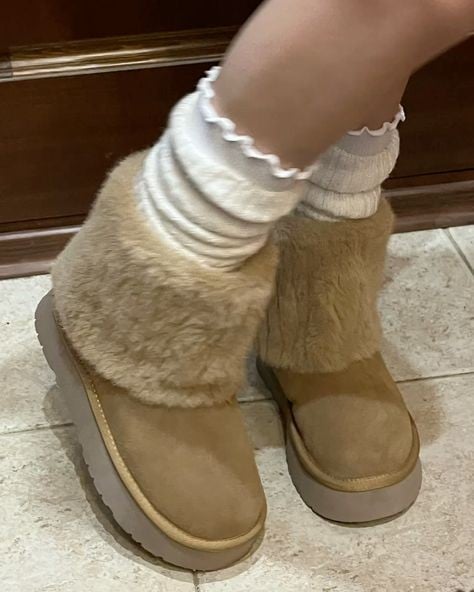 165 dollar discontinued uggs for $3