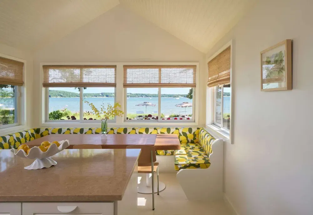Silver Sands Motel