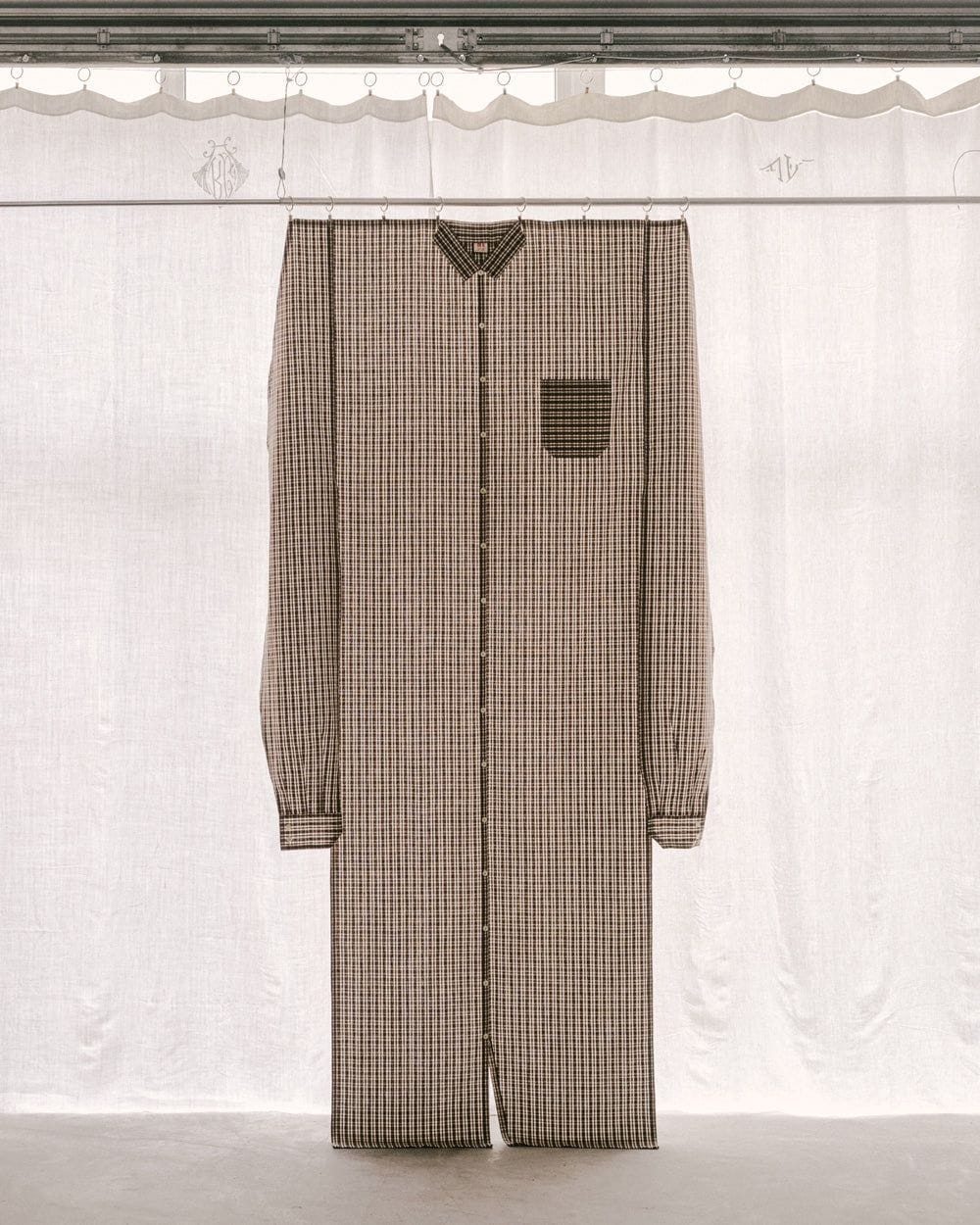 Sarah Espeute The Plaid Shirt-Curtain
