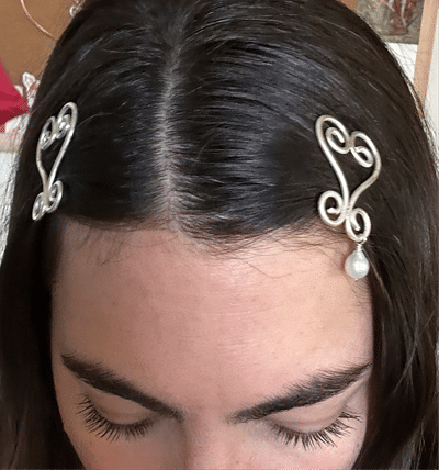 Single Scroll Heart Hair Clip