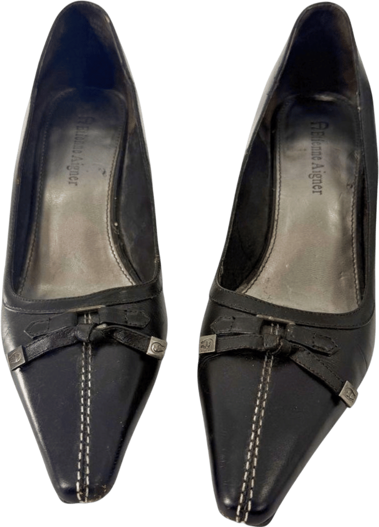 Black Pointed-Toe Bow Heels