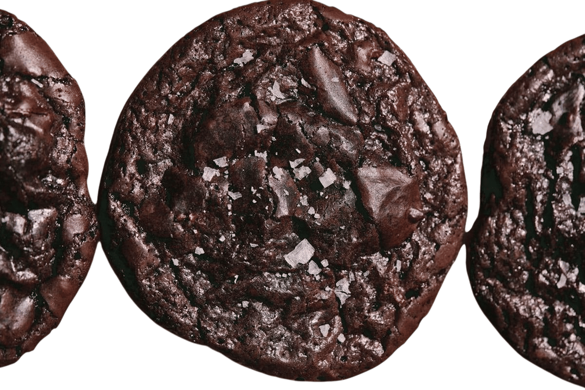 Tiny, Salty, Chocolaty Cookies 