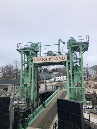 take the ferry to peaks island
