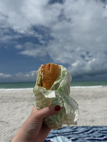 pub sub on a beach