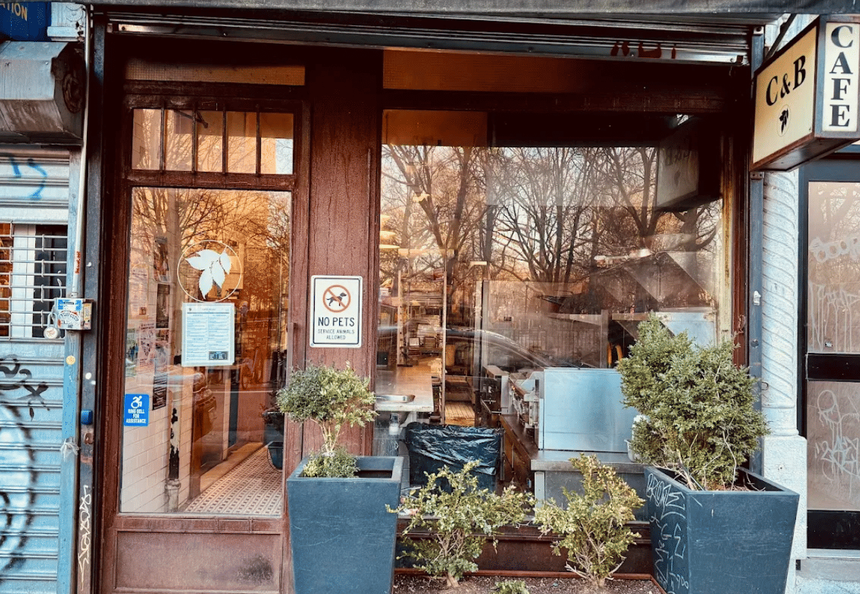 BREAKFAST SANDWICH FOR A QUEEN