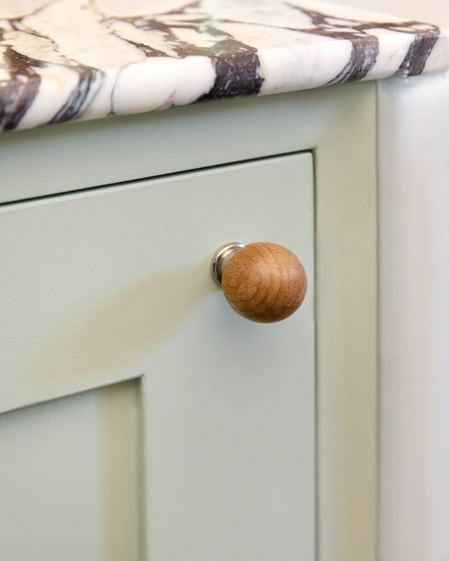 MG&CO Natural Oak Knob, Nickel