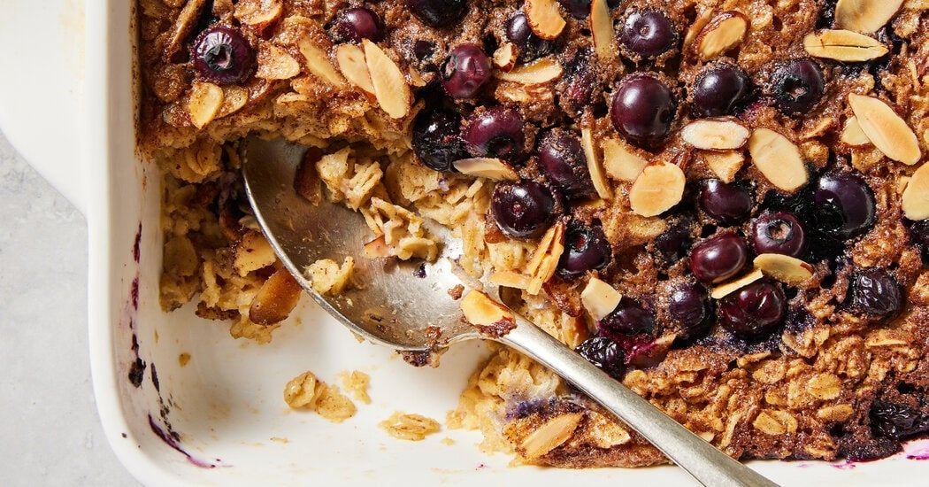 Baked Oatmeal (Lidey Heuck)
