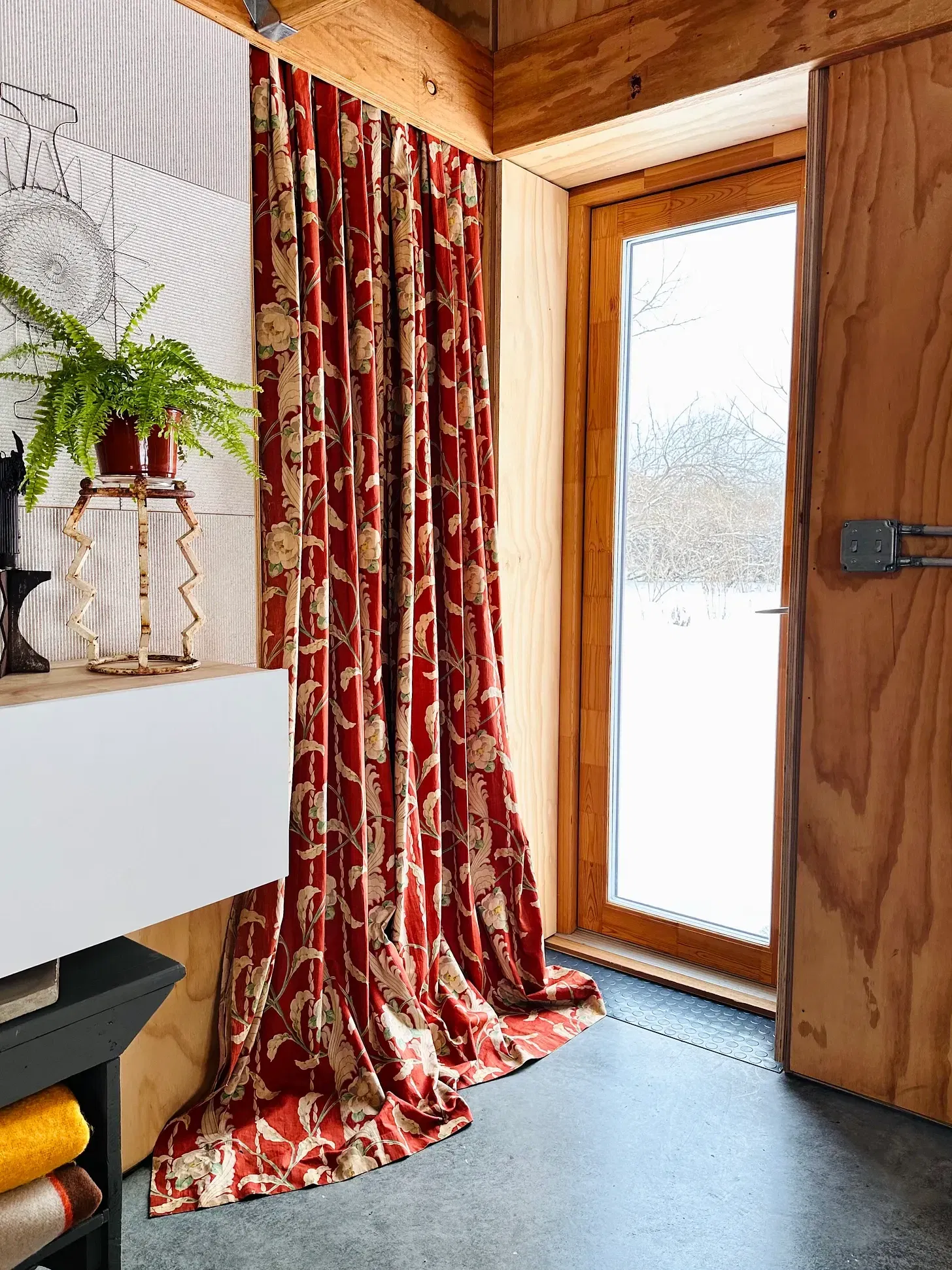 Doorway curtain drama (and secret rooms)