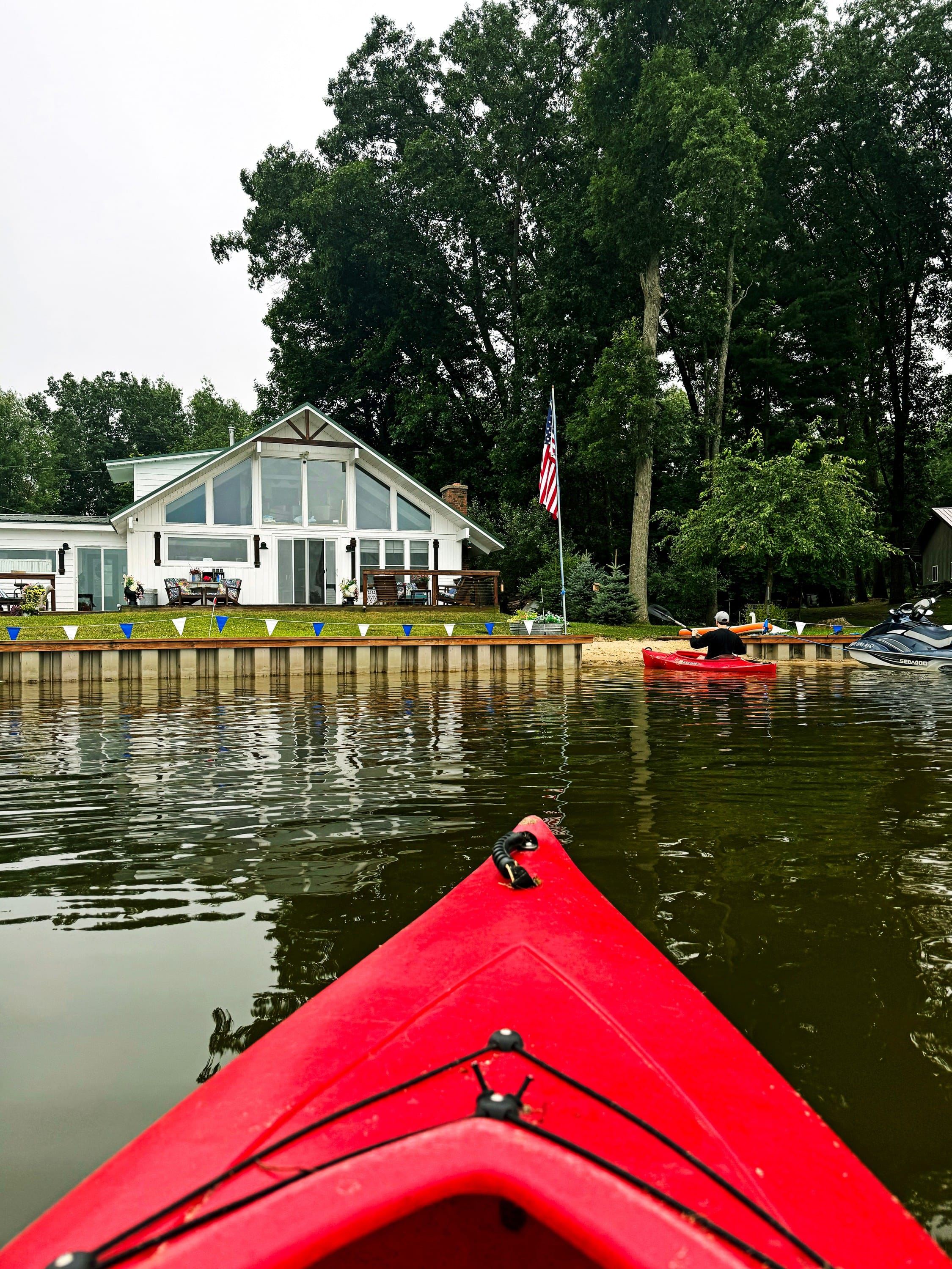 a summer weekend spent at a lakehouse