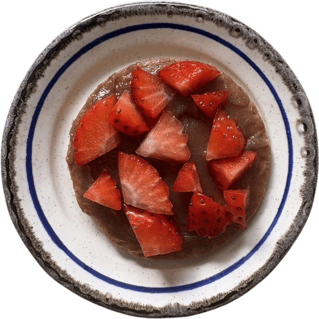 Cookie with Chestnut Spread and Strawberry
