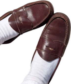 putting pennies in ur loafers