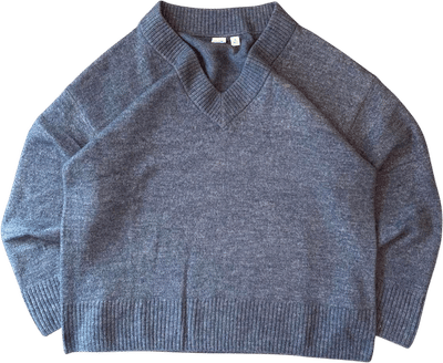 Gap DIY 90s David Letterman Style Grey Knitted Sweater