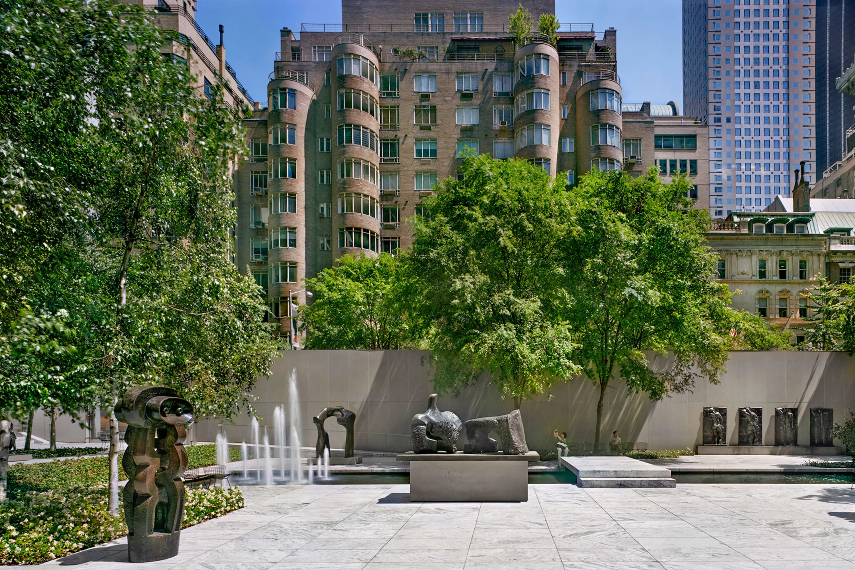 Free Fridays at MoMA in the garden with a drink