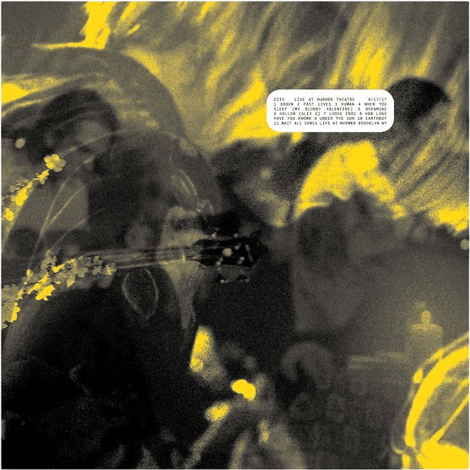 DIIV - Hollow (Live at the Murmrr Theatre)
