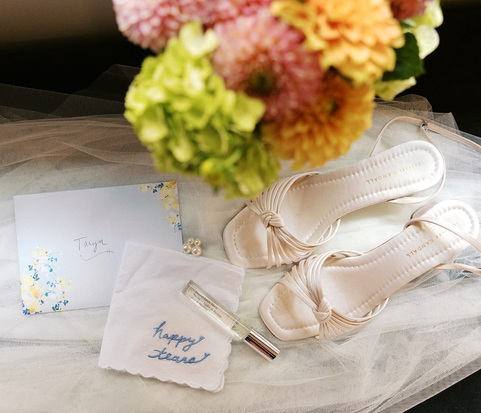 A signature wedding scent 💘