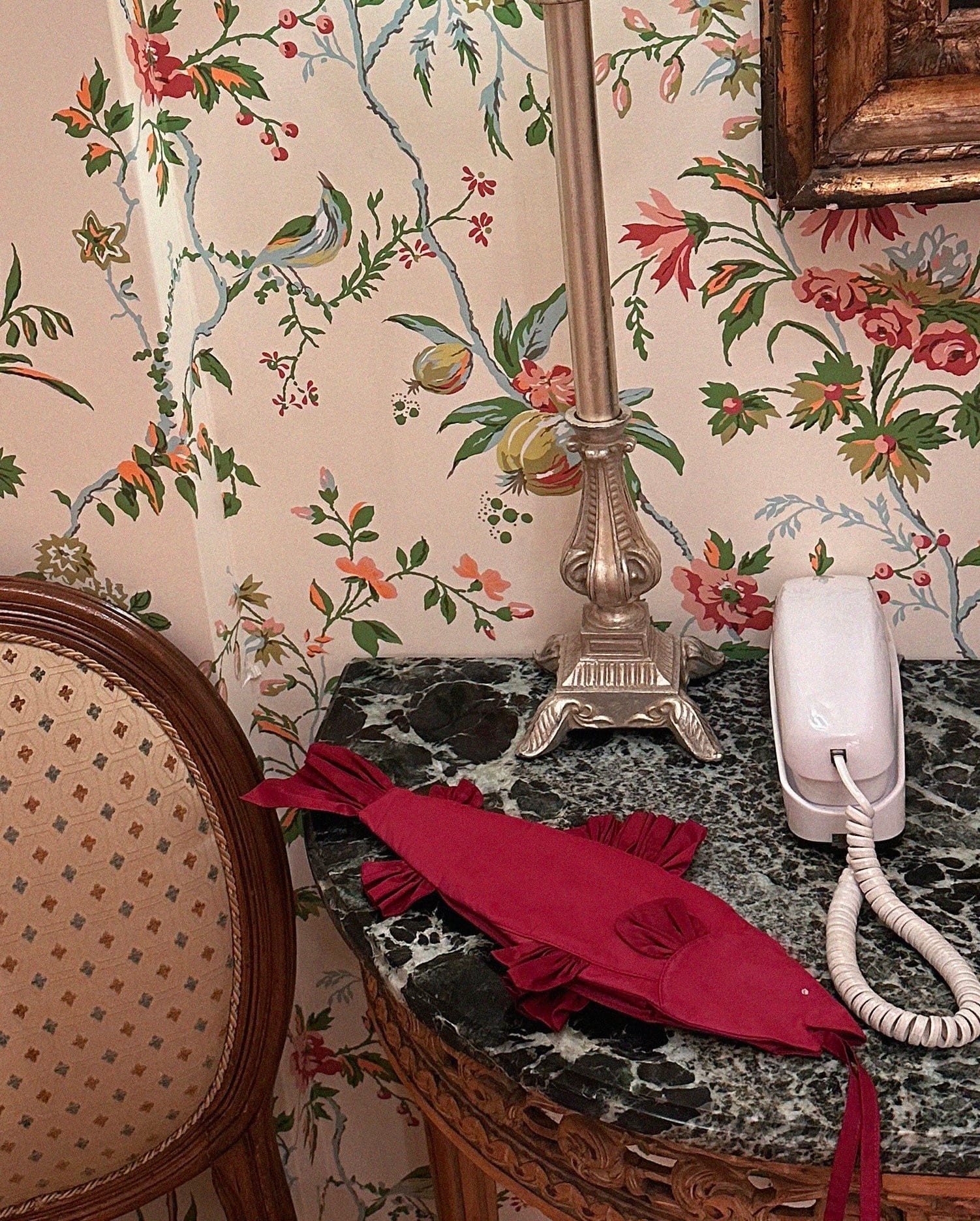 Arno Silk Poisson purse by Camille Albertine