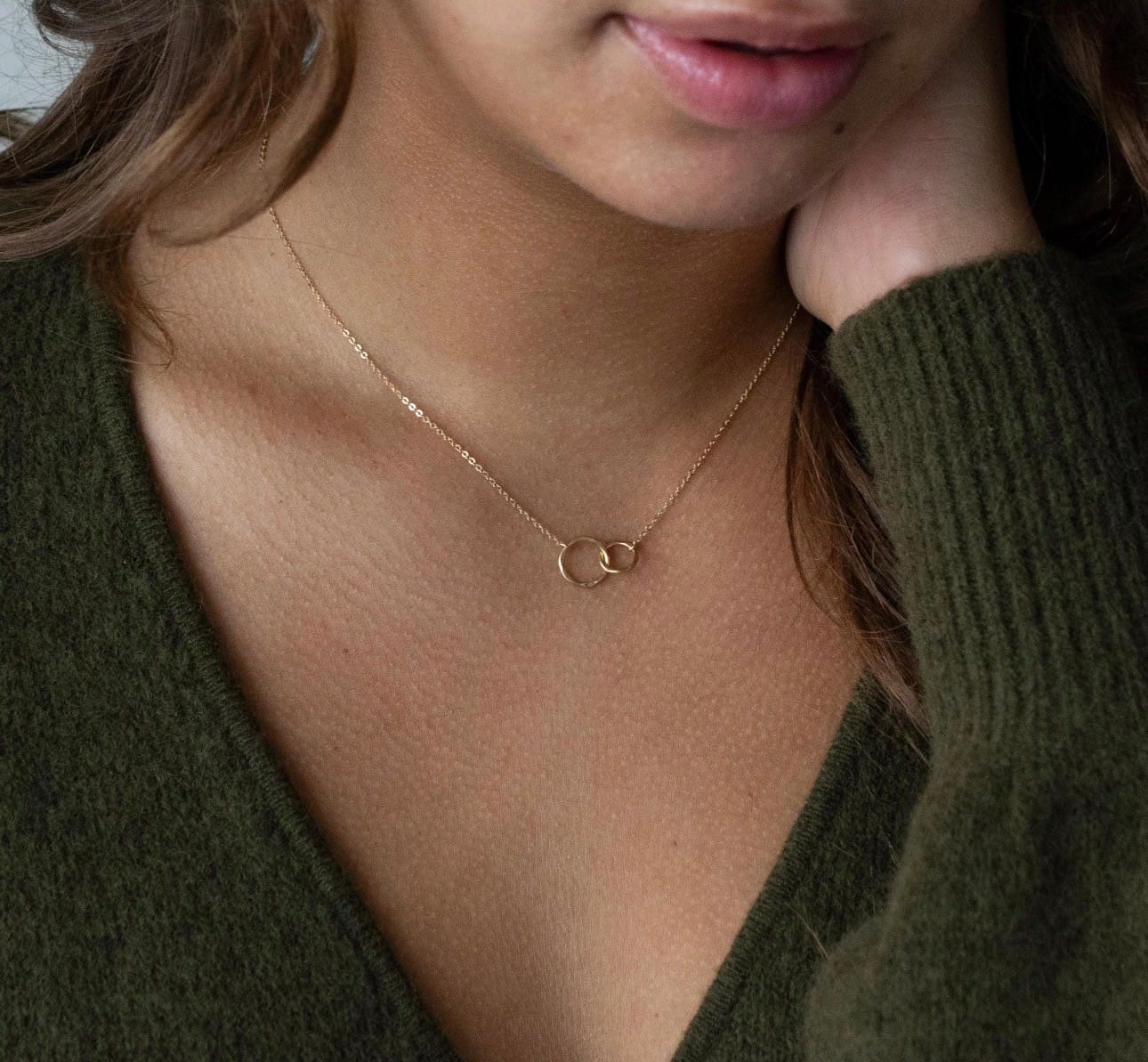 Interlocking Circle Necklace