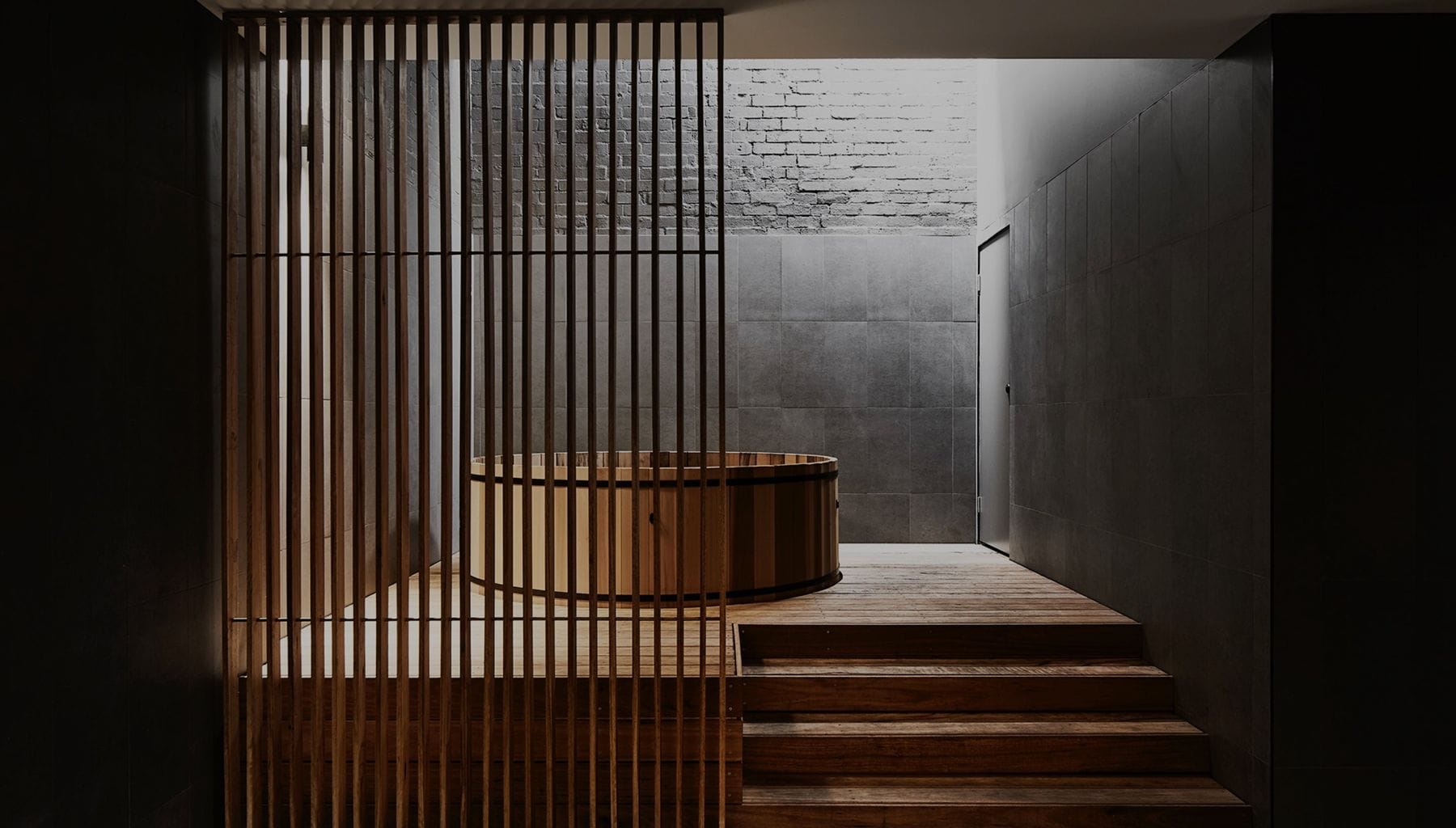 Comma Bath House & Spa