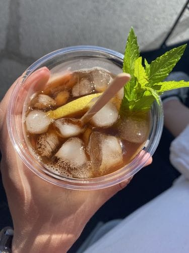 Iced Tea with Maple Syrup, Lemon, and Mint