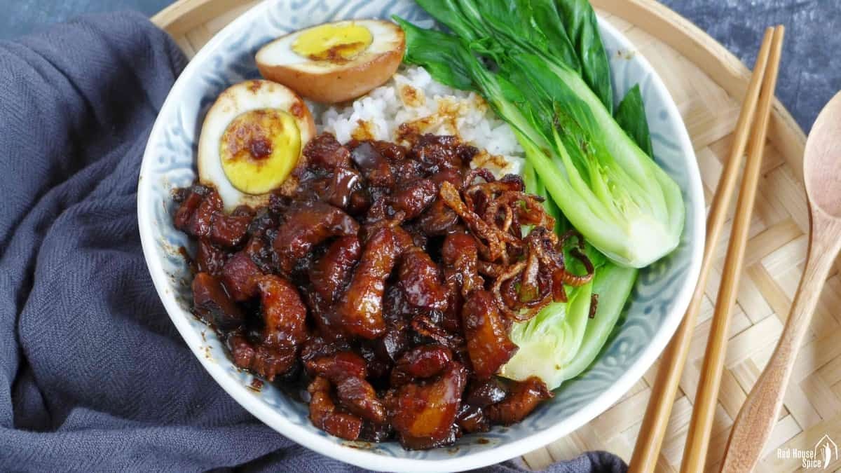 Lu Rou Fan (Taiwanese Pork Rice Bowl)