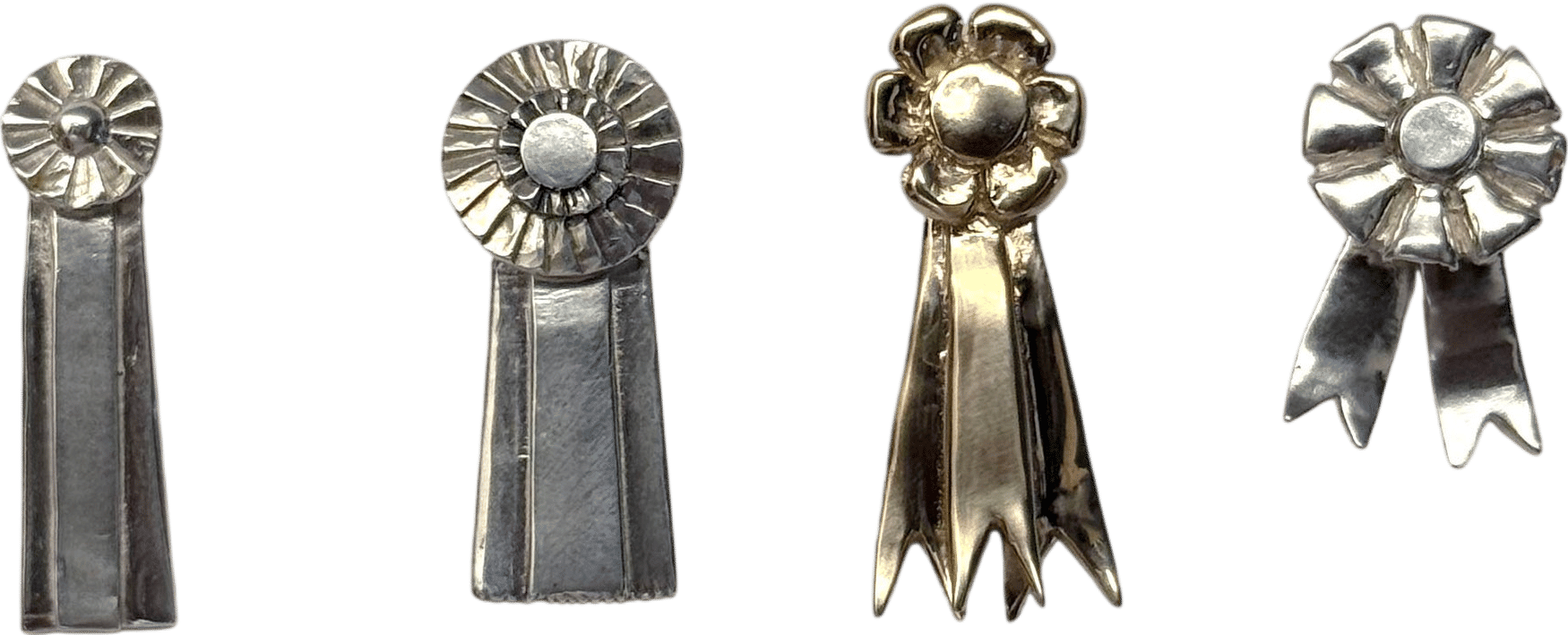 awards ceremony ribbon pendant