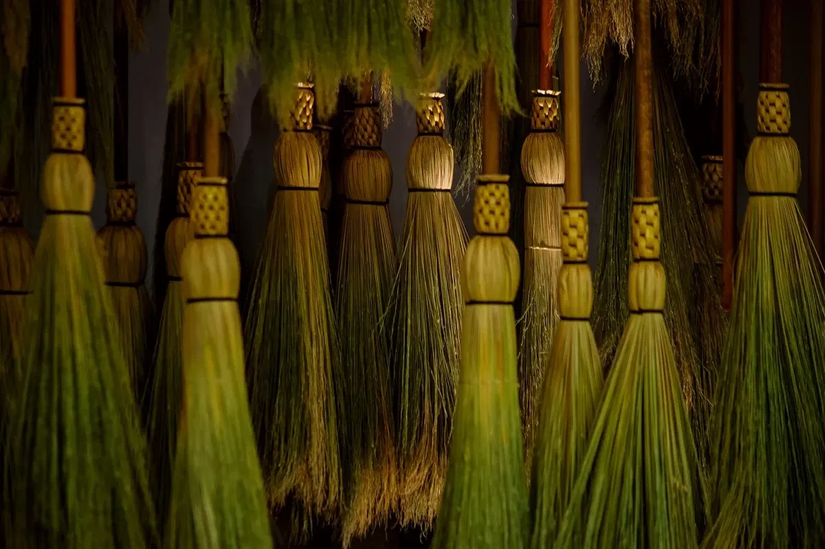 Granville Island Broom Co.
