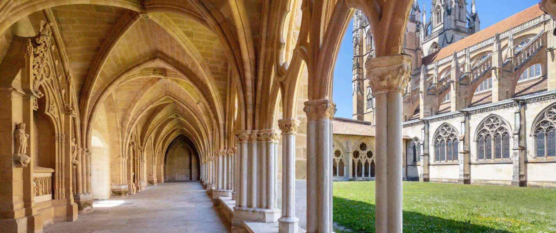 Cloître de la cathédrale de Bayonne